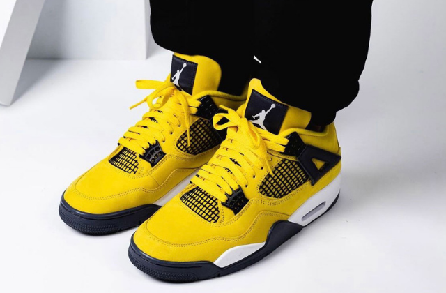 AIR JORDAN 4 RETRO LIGHTING DIONYSOS